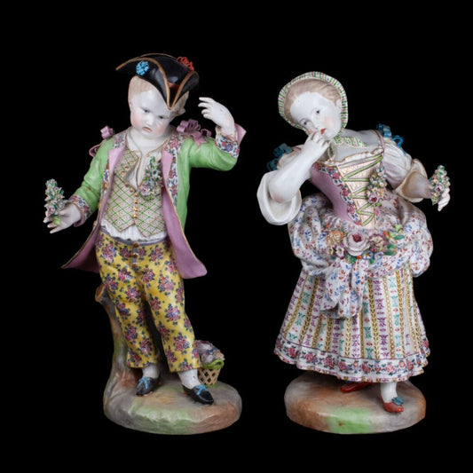 Colossal and graceful pair of Meissen-style porcelain figurines